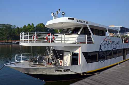 river cruise sarawak-AsiaPhotoStock