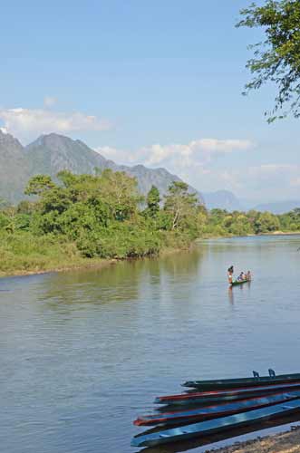 river vieng-AsiaPhotoStock