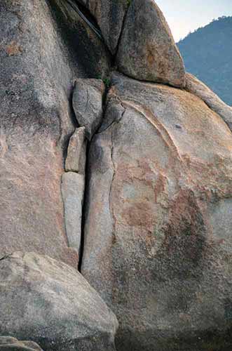 rock cut samui-AsiaPhotoStock