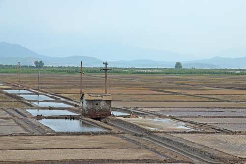 salt farm-AsiaPhotoStock