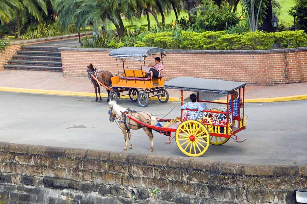 santiago carriages-AsiaPhotoStock
