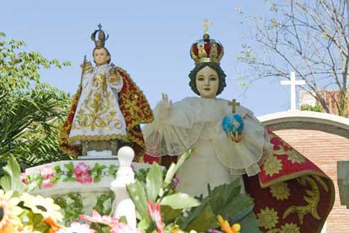 santo nino statue-AsiaPhotoStock