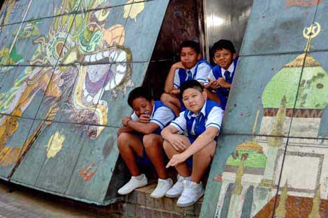 school children-AsiaPhotoStock