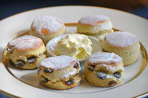 scones clotted cream-AsiaPhotoStock