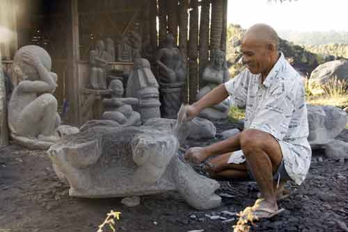 sculpting legaspi-AsiaPhotoStock