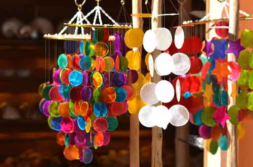 shells as wind chimes-AsiaPhotoStock