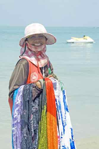 silk seller-AsiaPhotoStock