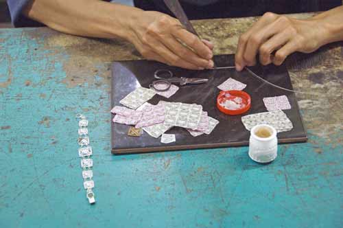 silver crafts-AsiaPhotoStock