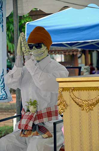 skeleton chedi luang-AsiaPhotoStock