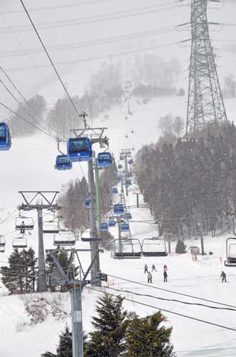 ski lift japan-AsiaPhotoStock