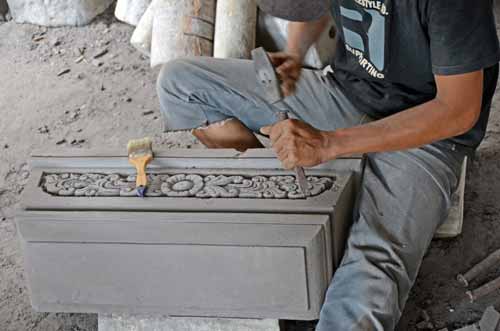 skilled stone mason-AsiaPhotoStock