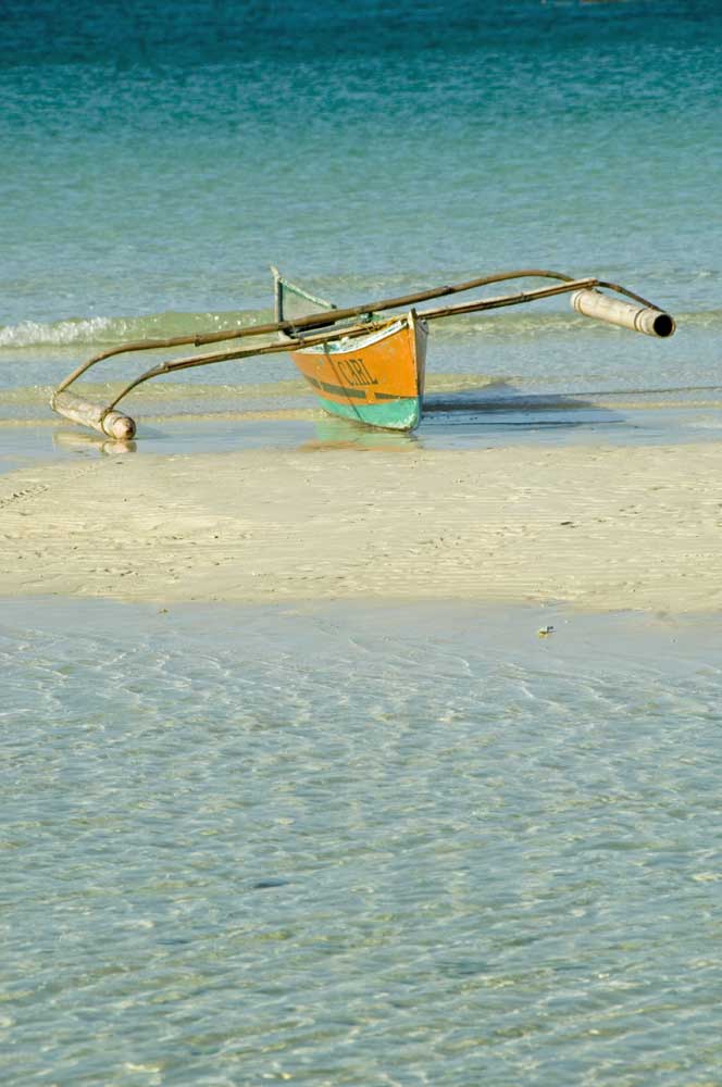 small boat-AsiaPhotoStock