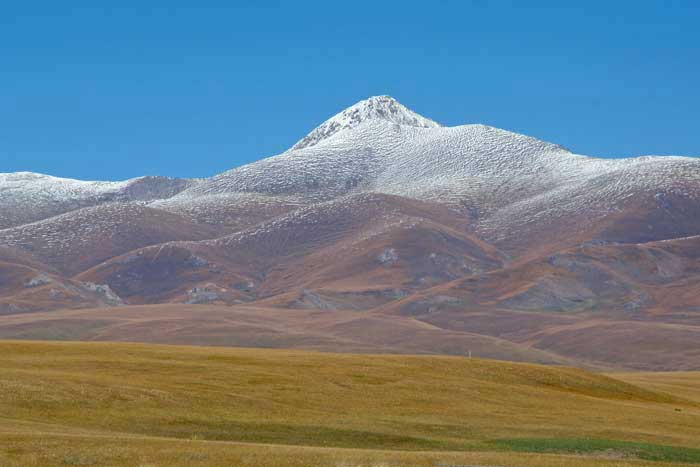 snowcap-AsiaPhotoStock