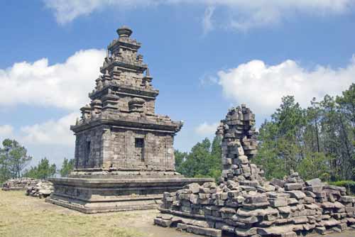 songo mount ungaran-AsiaPhotoStock