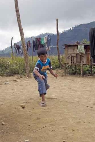 boy spinning top-AsiaPhotoStock