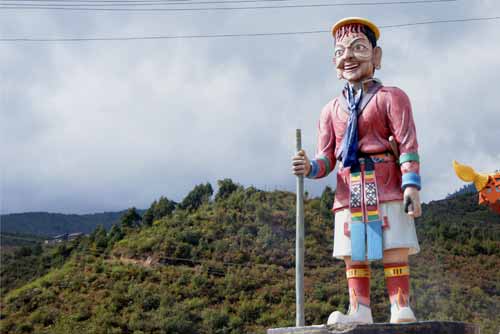 statue-AsiaPhotoStock