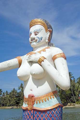 statue wat phra yai-AsiaPhotoStock