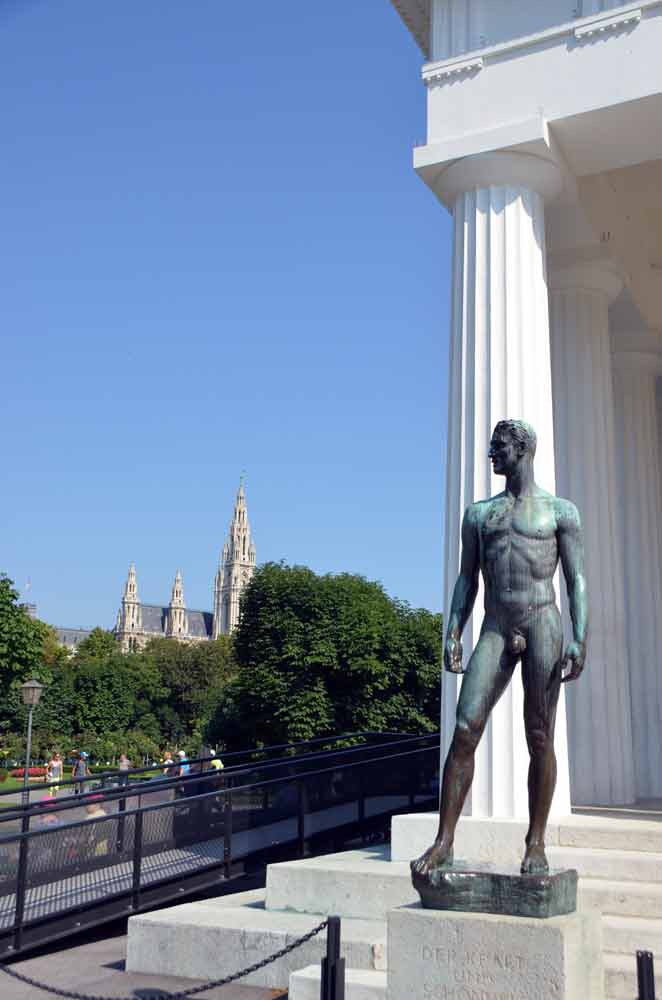 statue and rathaus-AsiaPhotoStock