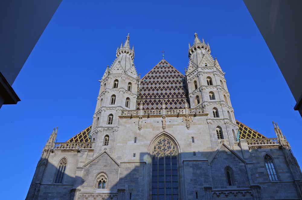 stephansdom-AsiaPhotoStock