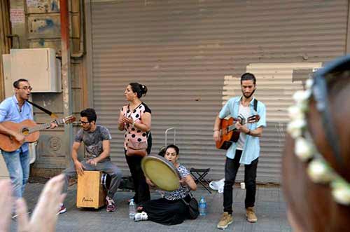 street music-AsiaPhotoStock