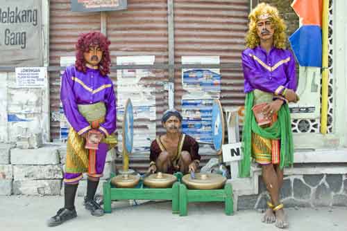 street performers-AsiaPhotoStock