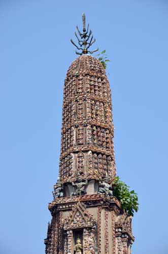 stupa thepthidaram-AsiaPhotoStock