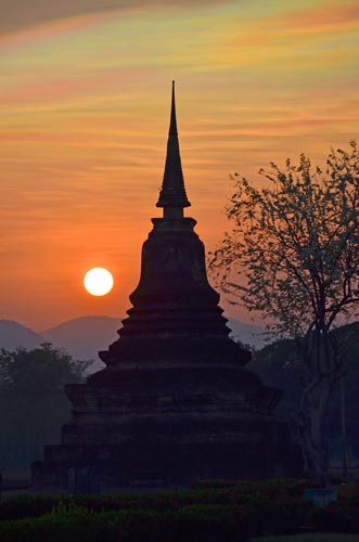 sukhothai sunset-AsiaPhotoStock
