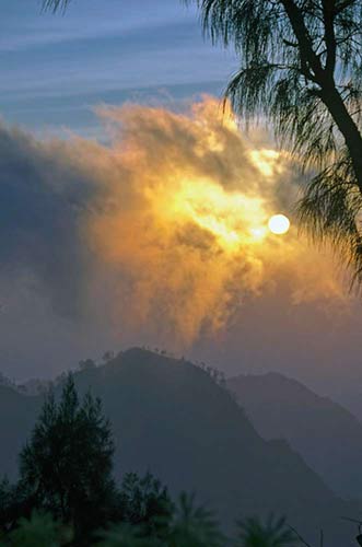 sunrise bromo-AsiaPhotoStock