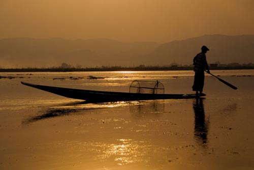 sunset inle-AsiaPhotoStock