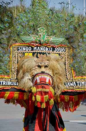 surabaya dance-AsiaPhotoStock