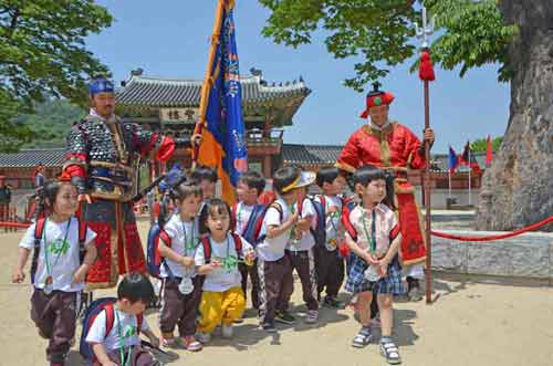 suwon kids-AsiaPhotoStock