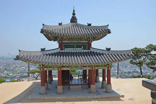 suwon pavilion-AsiaPhotoStock