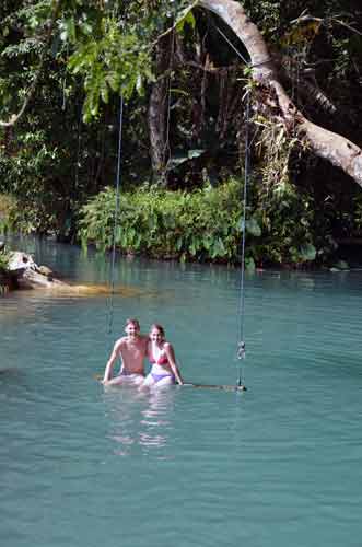 swing-AsiaPhotoStock