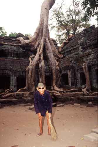 ta prohm-AsiaPhotoStock