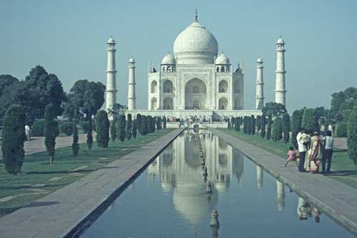 taj mahal reflection-AsiaPhotoStock