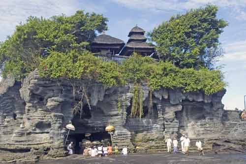 tanah lot island temple-AsiaPhotoStock