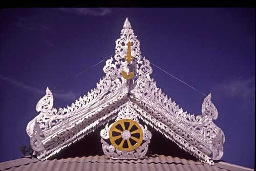 mae hong son roof-AsiaPhotoStock