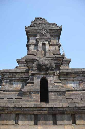 temple singosari-AsiaPhotoStock