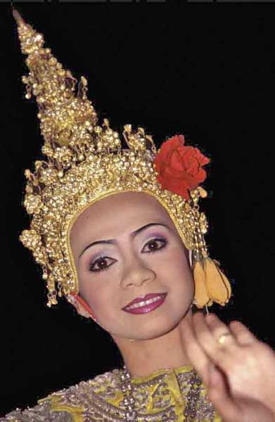 thai dancer-AsiaPhotoStock