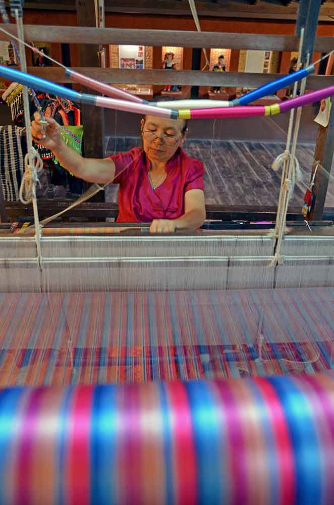 thai silk making loom-AsiaPhotoStock