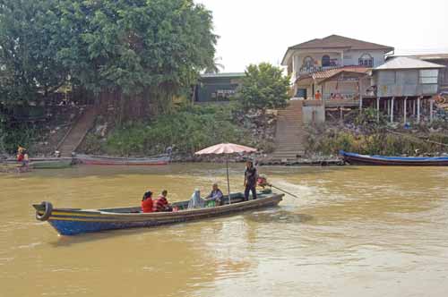 thailand from malaysia-AsiaPhotoStock