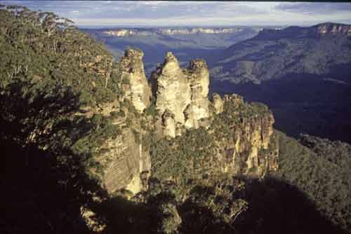 three sisters region-AsiaPhotoStock