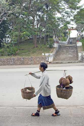 to market-AsiaPhotoStock