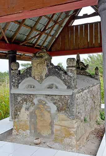 tomb rosuhul-AsiaPhotoStock