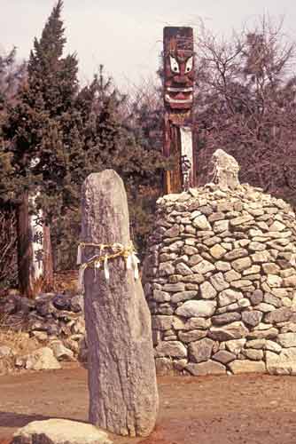 totem-AsiaPhotoStock