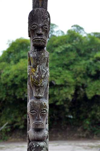 totem simanindo village-AsiaPhotoStock