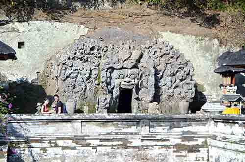 tourists elephant cave-AsiaPhotoStock