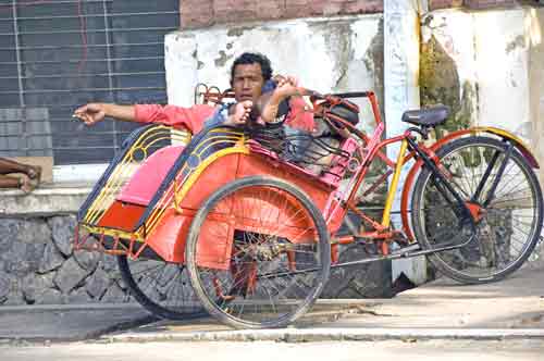 becak transportation-AsiaPhotoStock