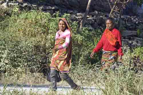 tribal family-AsiaPhotoStock