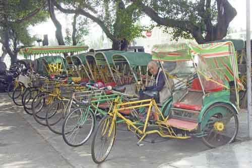 trishaws in macau-AsiaPhotoStock